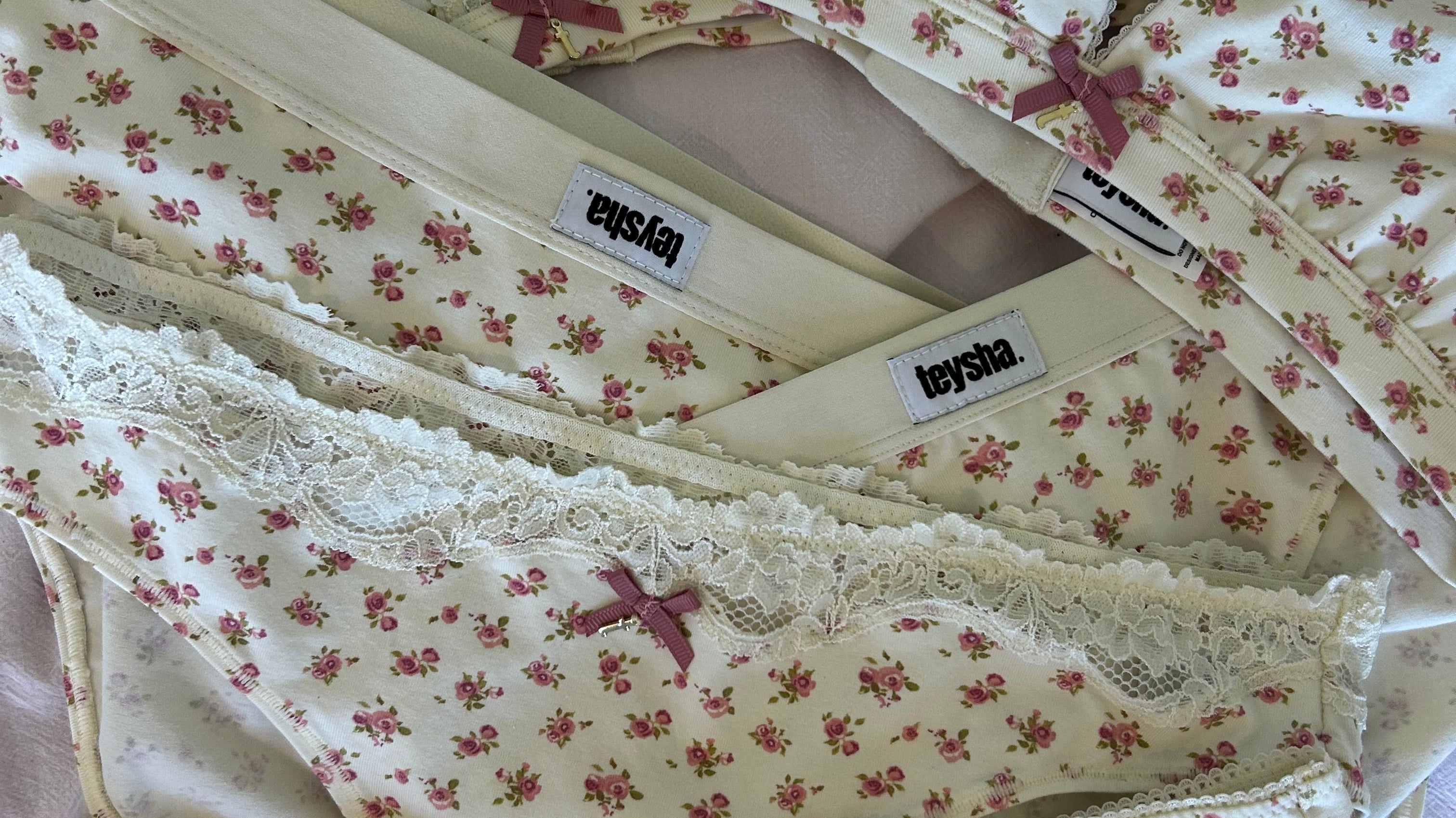 Vintage Rose Organic Cotton Collection in Now here !