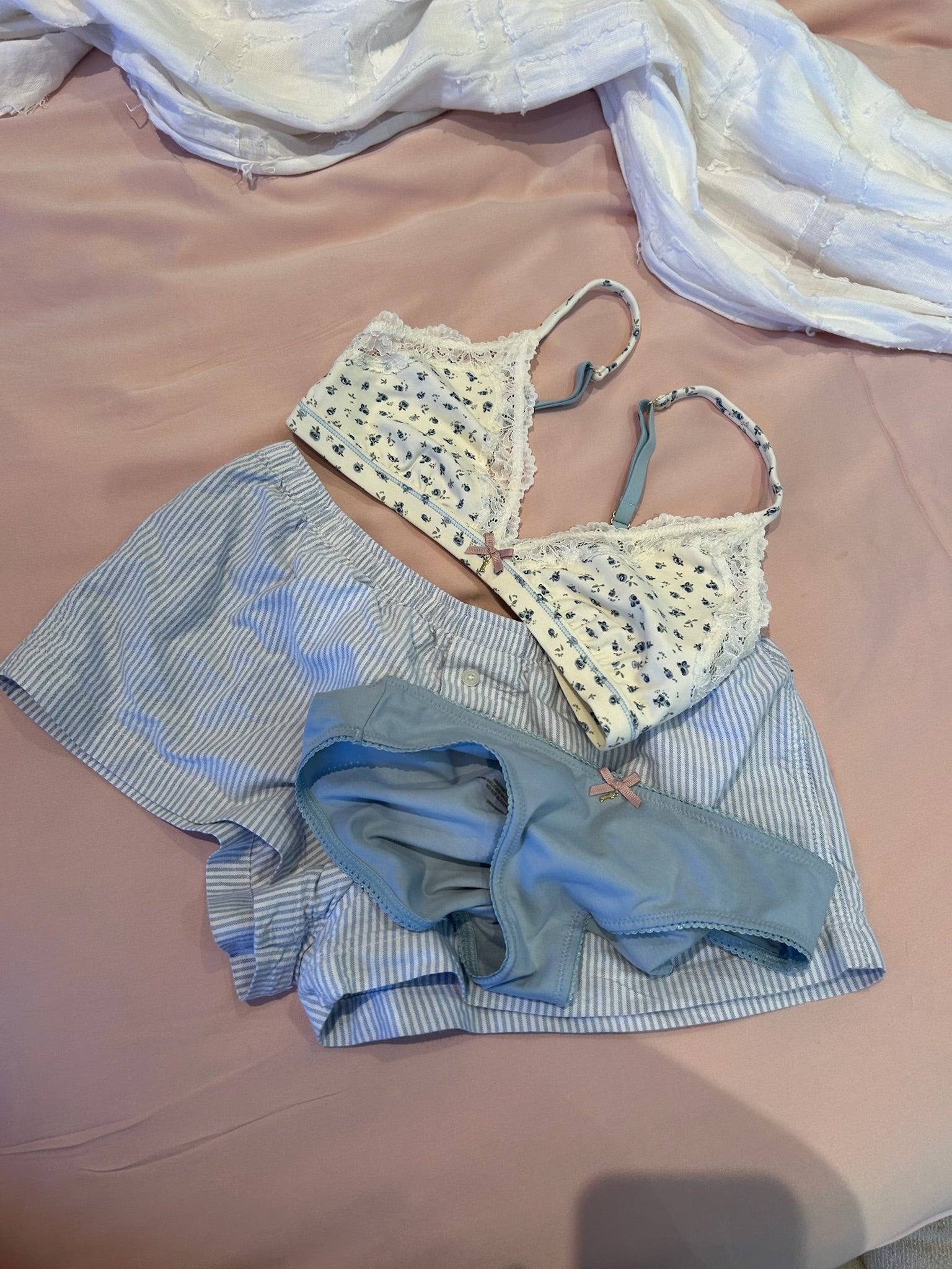 Bralette vs Bra: Which is Better for Everyday Wear?